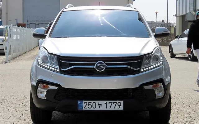 뉴스타일코란도C 중고차 뉴스타일코란도C 2.2 RX 4WD 매물 사진 4 - 2017/06 110,000km